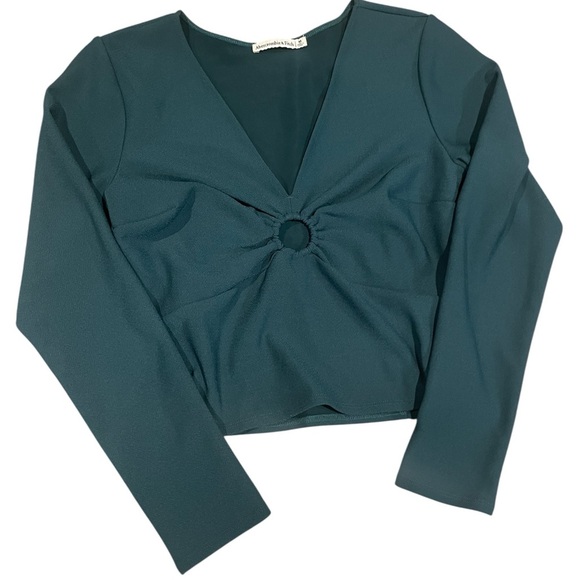 Abercrombie & Fitch Green Keyhole V-Neck Blouse Size Medium - Picture 1 of 6